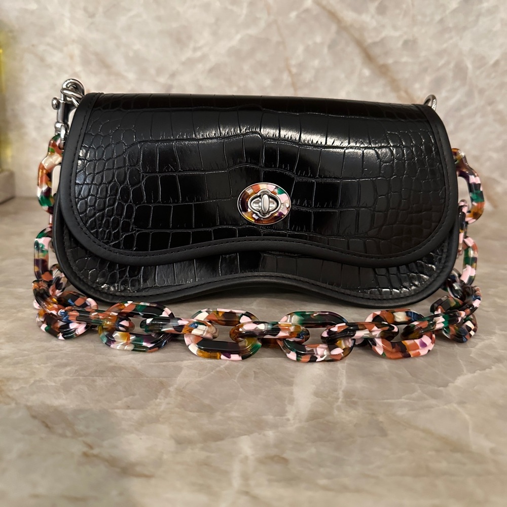 Coachtopia Wavy Dinky Bag in Black Croc-Embossed Leather NWOT - Picture 2 of 9